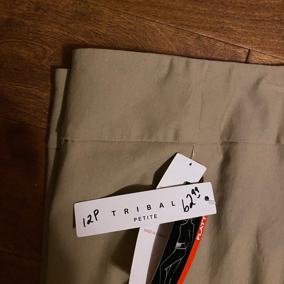 Tribal gorgeous pull on petite pants! - Picture 4 of 12